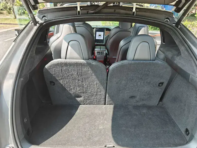2019 Tesla Model X с пробегом 103 000 км