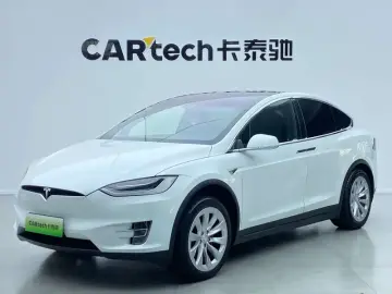 2019 Tesla Model X с пробегом 74 000 км
