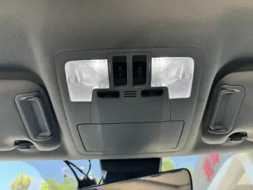 2021 Toyota Highlander с пробегом 76 500 км