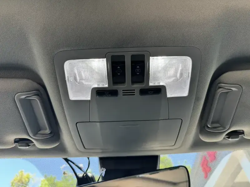 2021 Toyota Highlander с пробегом 76 500 км