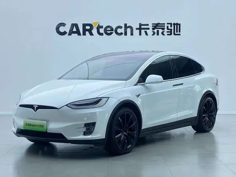 2020 Tesla Model X с пробегом 104 700 км