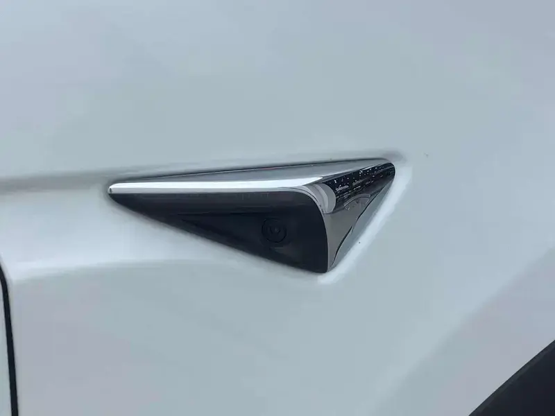 2020 Tesla Model X с пробегом 104 700 км