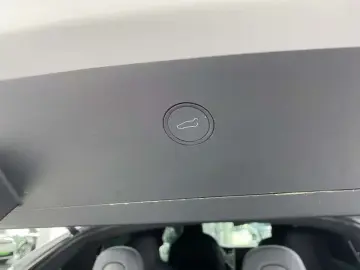 2020 Tesla Model X с пробегом 104 700 км