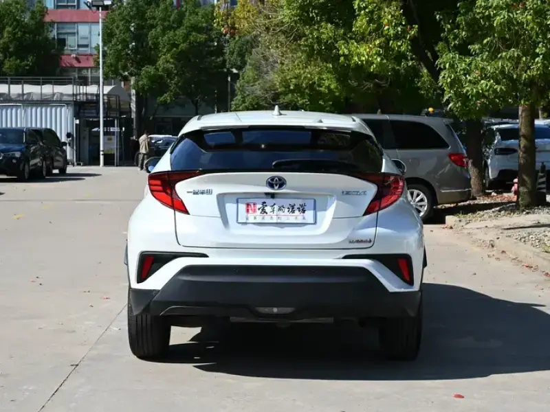 2023 Toyota Izoa с пробегом 53 000 км