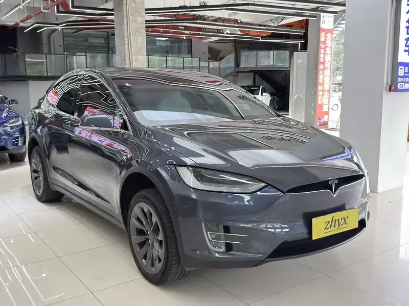 2019 Tesla Model X с пробегом 62 000 км
