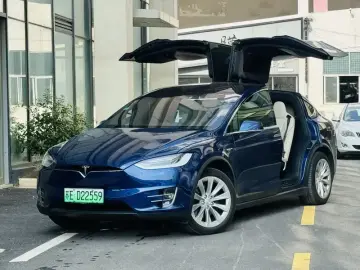2019 Tesla Model X с пробегом 140 000 км