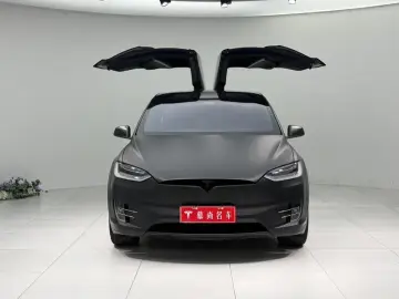 2019 Tesla Model X с пробегом 96 000 км