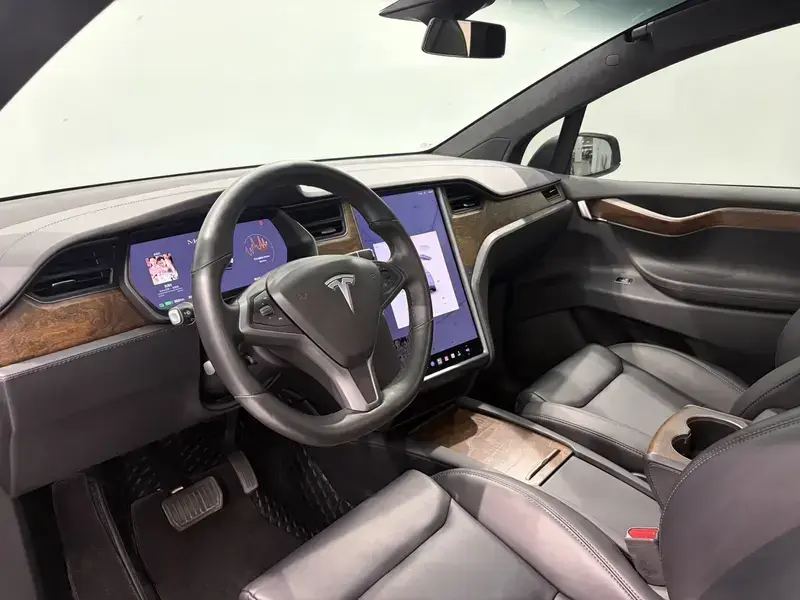 2019 Tesla Model X с пробегом 96 000 км
