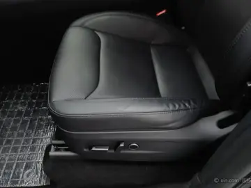 2025 Tesla Model Y с пробегом 39 700 км