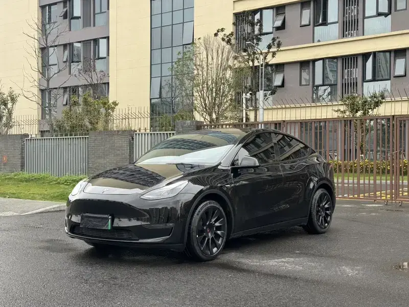 2021 Tesla Model Y с пробегом 55 000 км