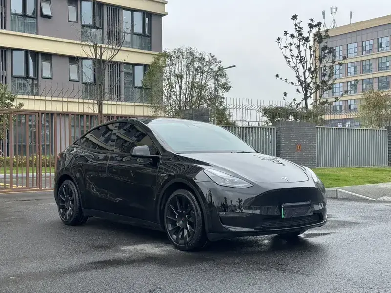 2021 Tesla Model Y с пробегом 55 000 км