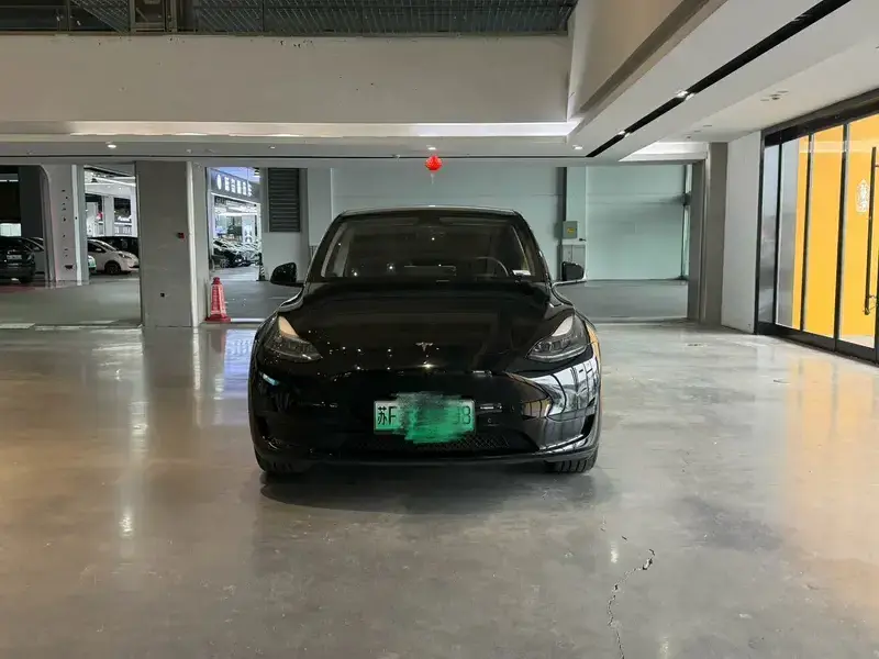 2022 Tesla Model Y с пробегом 77 000 км