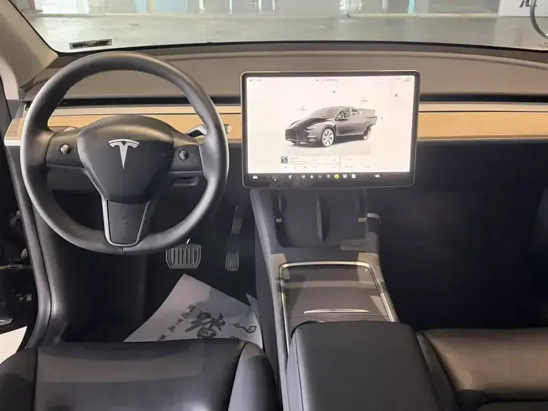 2022 Tesla Model Y с пробегом 77 000 км