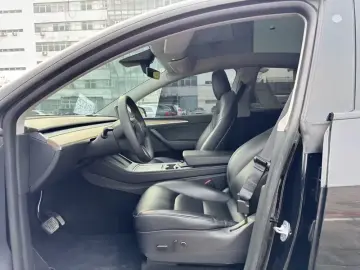 2022 Tesla Model Y с пробегом 165 000 км