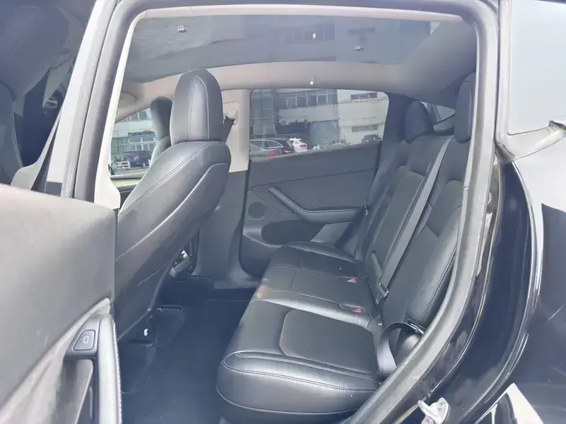2022 Tesla Model Y с пробегом 165 000 км