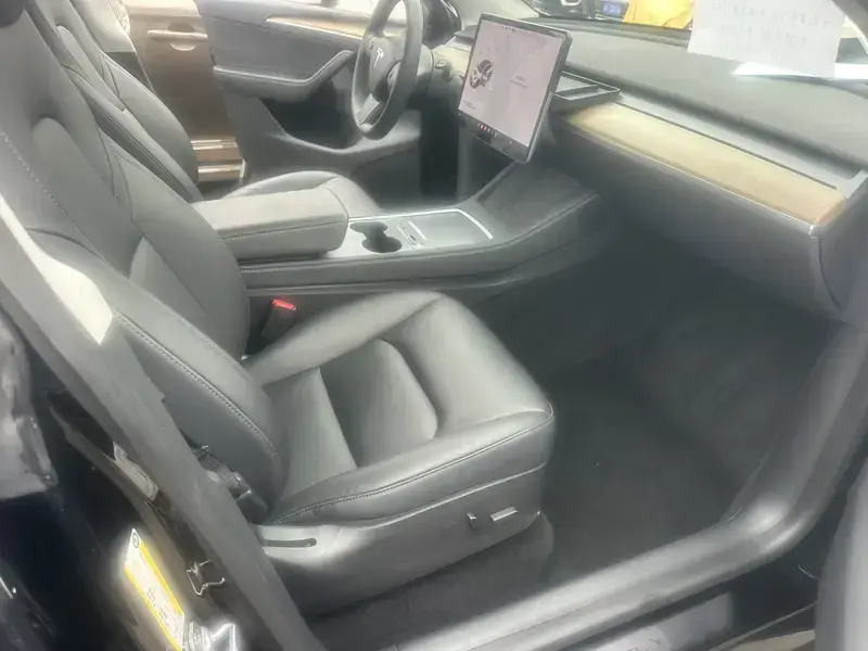 2021 Tesla Model Y с пробегом 81 000 км