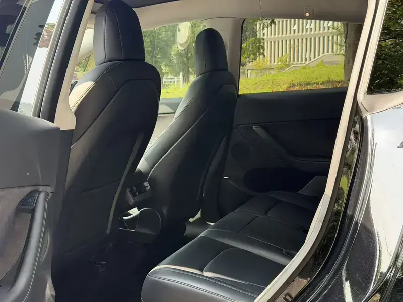 2022 Tesla Model Y с пробегом 75 000 км