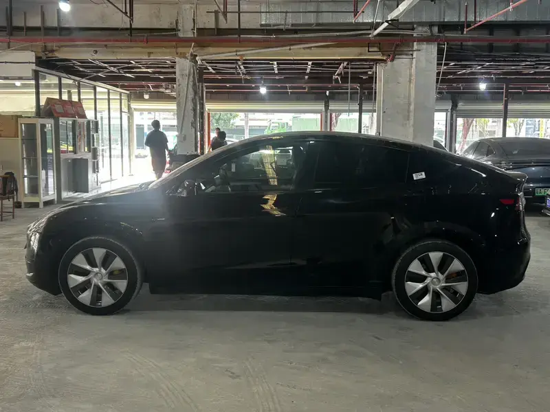 2022 Tesla Model Y с пробегом 53 000 км