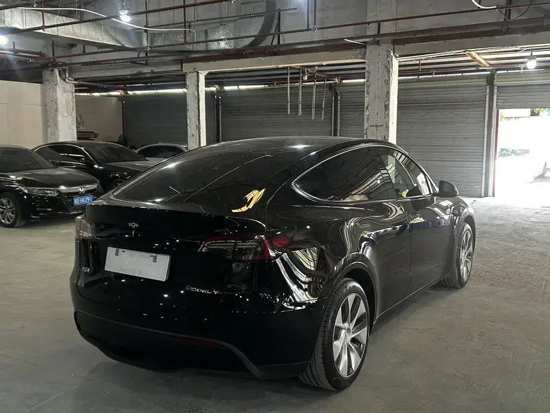 2022 Tesla Model Y с пробегом 53 000 км