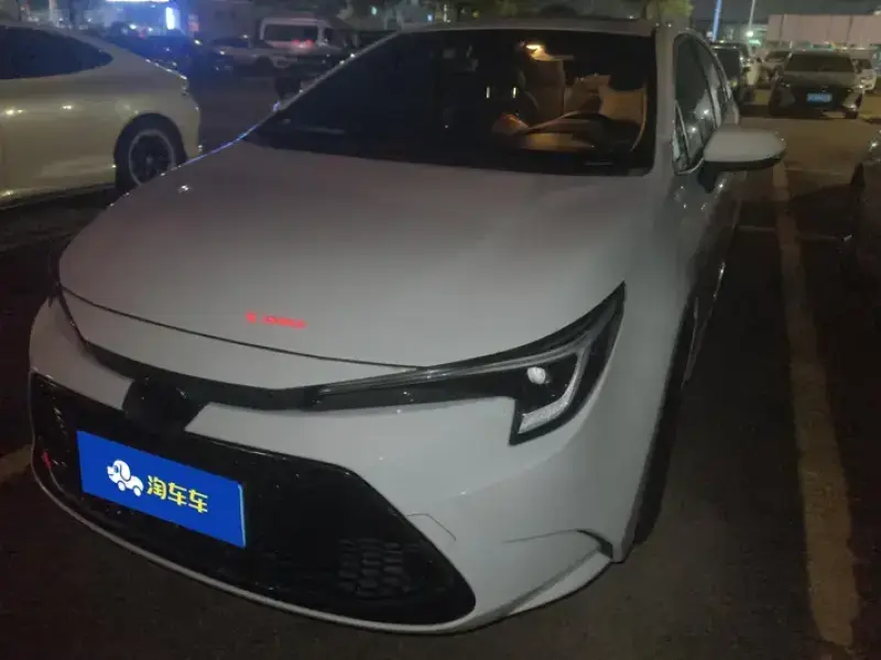 2024 Toyota Levin с пробегом 4 000 км