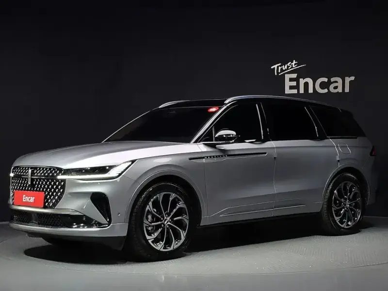 2023 Lincoln Nautilus с пробегом 44 401 км