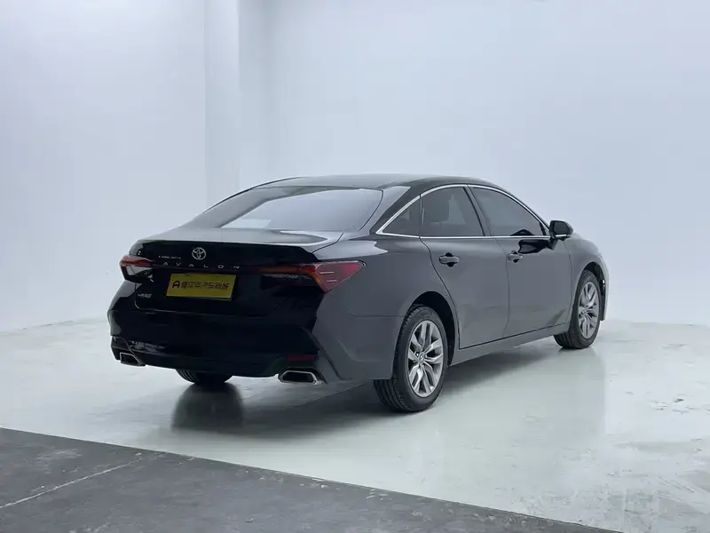 2019 Toyota Avalon с пробегом 48 300 км