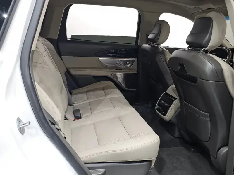 2023 Lincoln Nautilus с пробегом 11 564 км