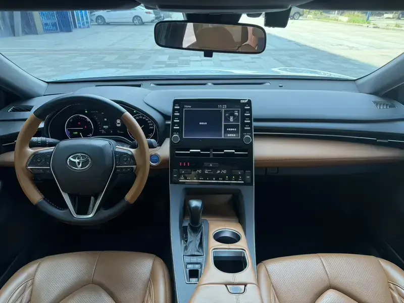2019 Toyota Avalon с пробегом 71 000 км