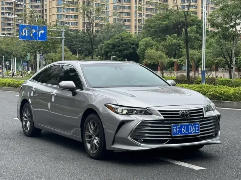 2021 Toyota Avalon с пробегом 95 000 км