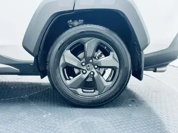 2022 Toyota RAV4 с пробегом 33 500 км