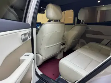 2025 Toyota bZ3X с пробегом 23 000 км