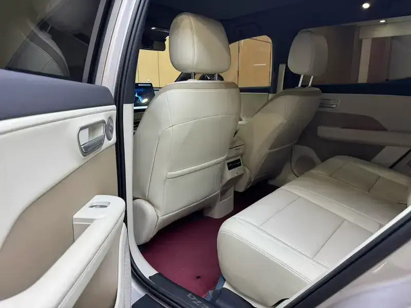 2025 Toyota bZ3X с пробегом 23 000 км