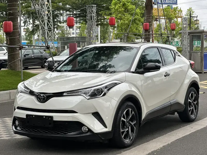 2020 Toyota C-HR с пробегом 61 000 км