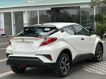 2020 Toyota C-HR с пробегом 61 000 км