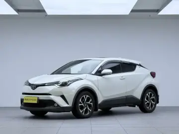 2020 Toyota C-HR с пробегом 97 500 км