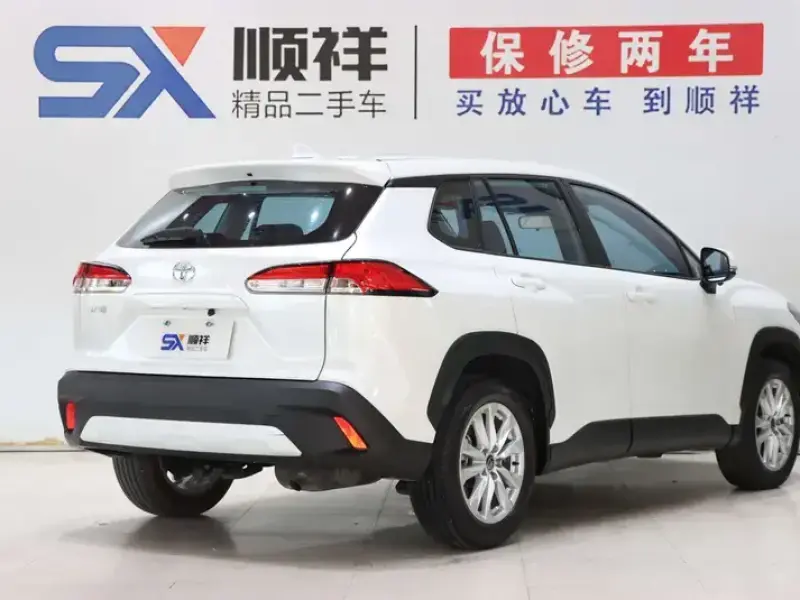 2024 Toyota Corolla Cross с пробегом 13 000 км