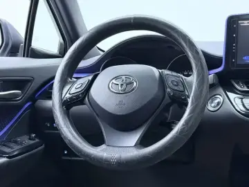 2020 Toyota C-HR с пробегом 97 500 км