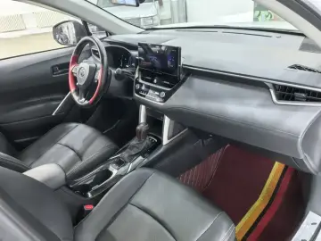 2023 Toyota Corolla Cross с пробегом 53 000 км