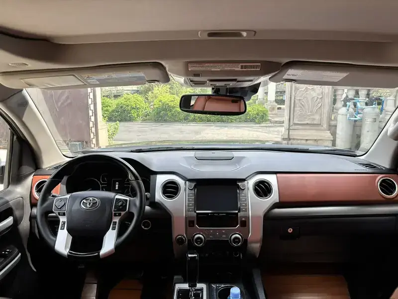 2020 Toyota Tundra с пробегом 54 000 км