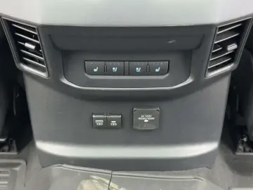 2022 Toyota Tundra с пробегом 20 200 км