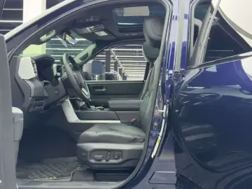 2022 Toyota Tundra с пробегом 20 200 км