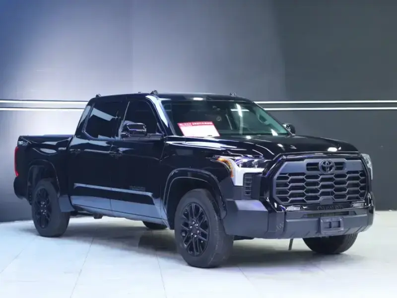 2023 Toyota Tundra с пробегом 94 000 км