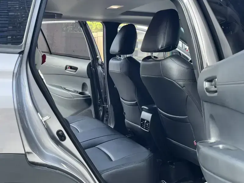 2024 Toyota Corolla Cross с пробегом 16 000 км