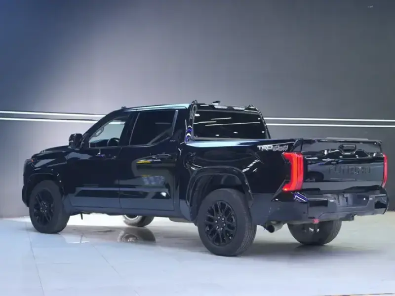 2023 Toyota Tundra с пробегом 94 000 км