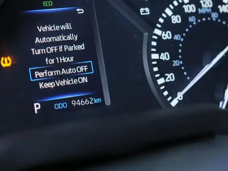 2023 Toyota Tundra с пробегом 94 000 км