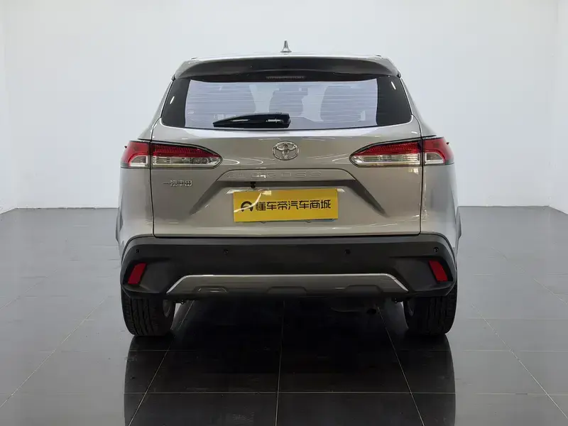 2022 Toyota Corolla Cross с пробегом 23 600 км