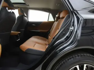 2024 Toyota Venza с пробегом 1 000 км