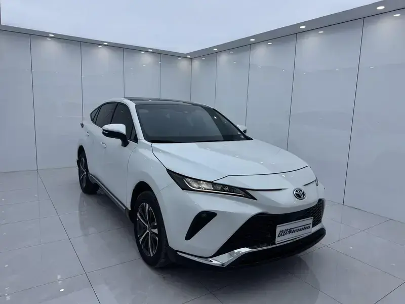 2023 Toyota Venza с пробегом 23 000 км