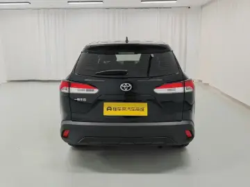 2024 Toyota Corolla Cross с пробегом 4 700 км