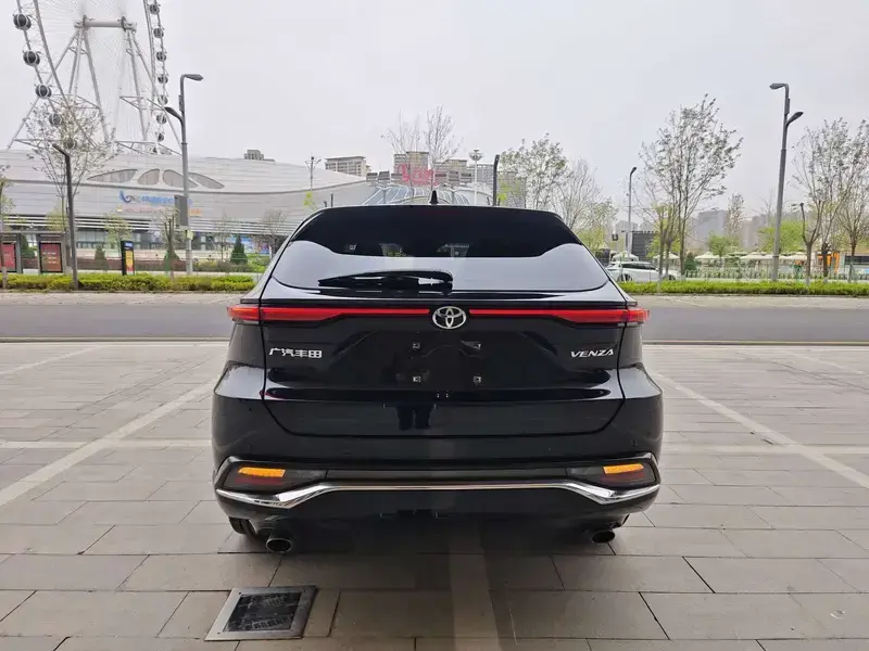 2022 Toyota Venza с пробегом 58 000 км